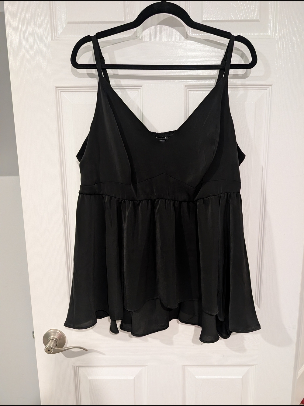 Torrid Deep Black Peplum Studio Crepe de Chine Top in Size 1 (14/16)